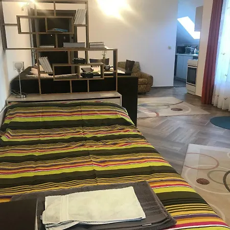 Apartment Klokotnitza Str 55